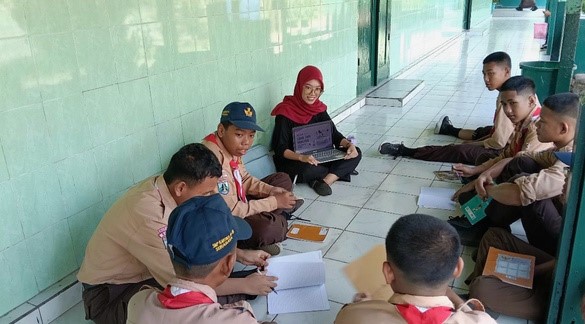 KELELAHAN DIGITAL : SAAT TERHUBUNG TERUS-MENERUS JUSTRU MEMBUAT LELAH